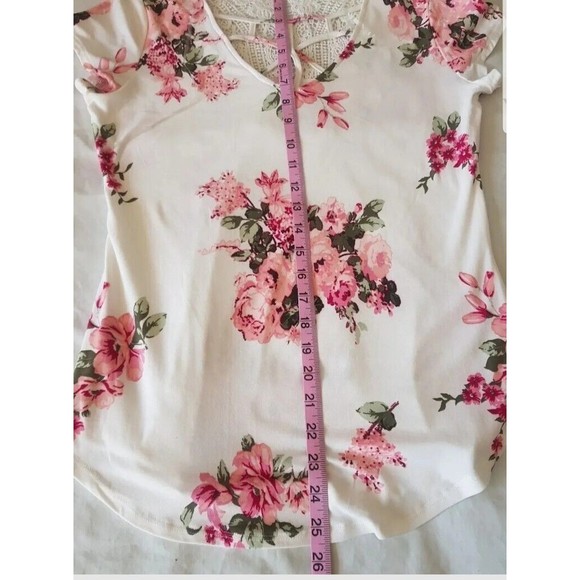 No Boundaries Blouse Size Large Size 11-13 Floral Short Sleeve Crochet Cut Out - Picture 12 of 12